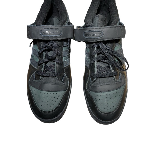 Men’s Adidas Forum Low Black - Picture 15 of 15